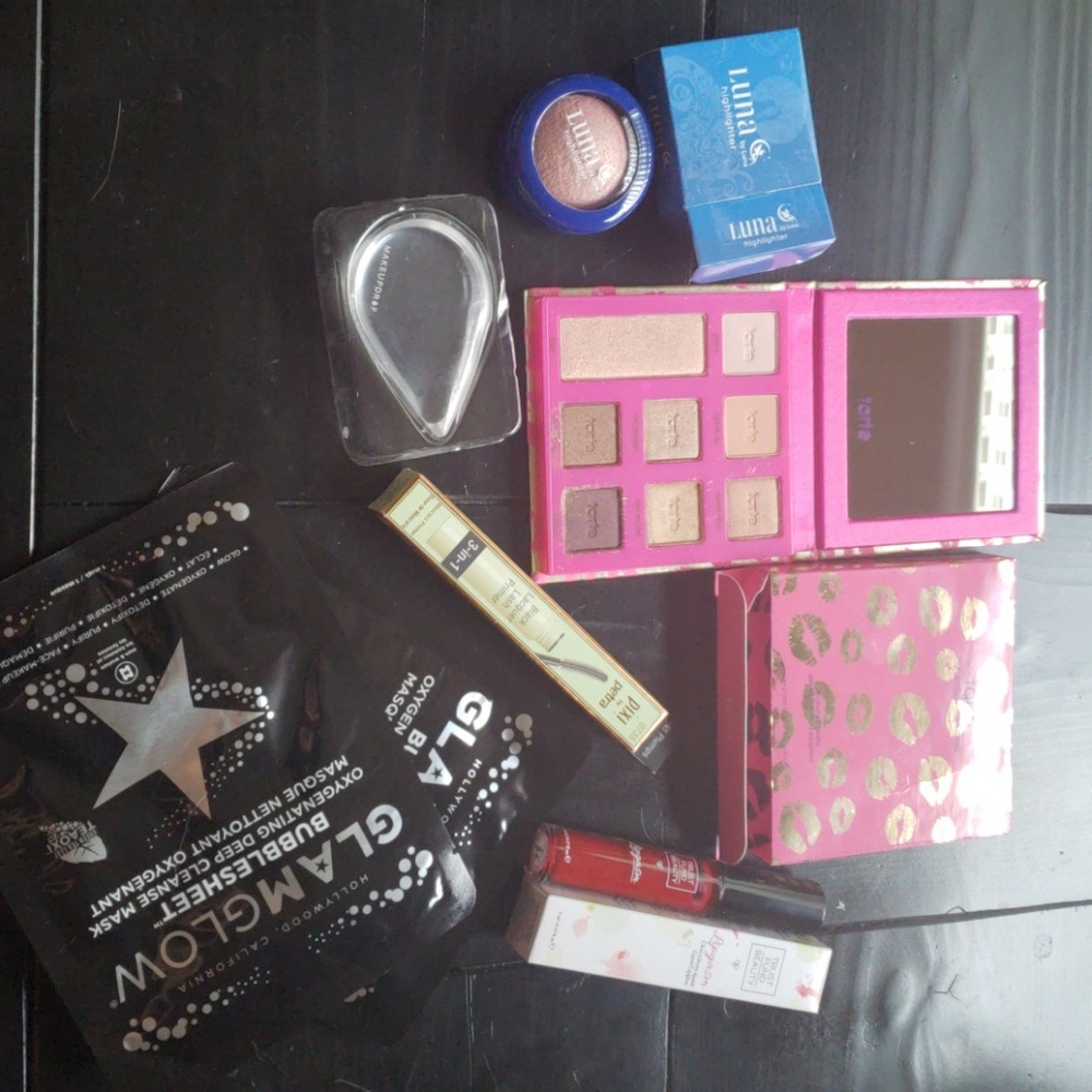 Make up BRAND NEW
